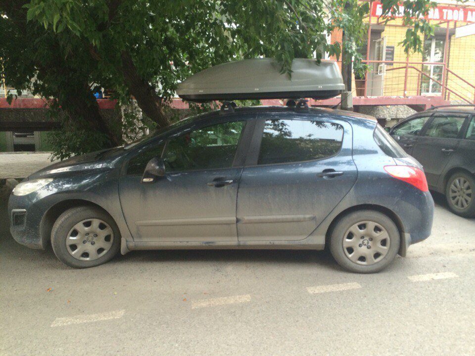Багажник бокс на крышу Peugeot 308
